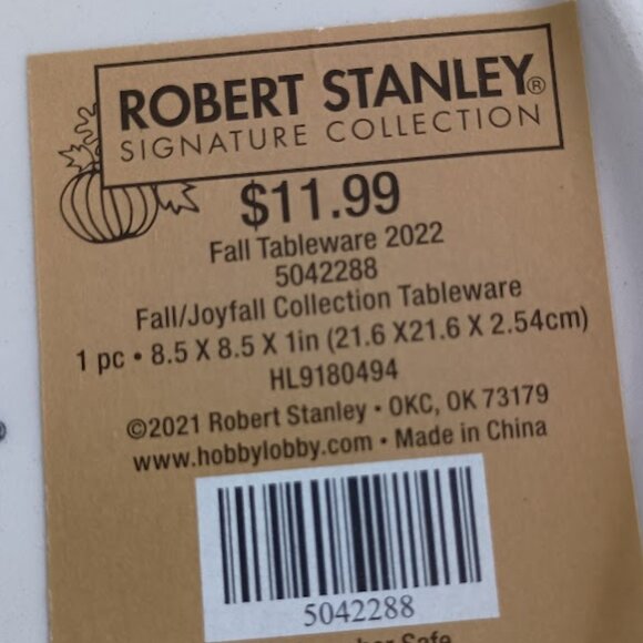 Robert Stanley 8.5" Fall Pickup Truck Luncheon Plates - Set of 9 - Picture 6 of 7